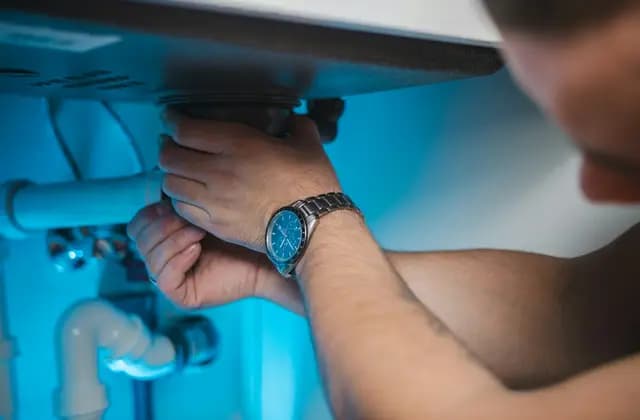 Kombi servis teknisyeni